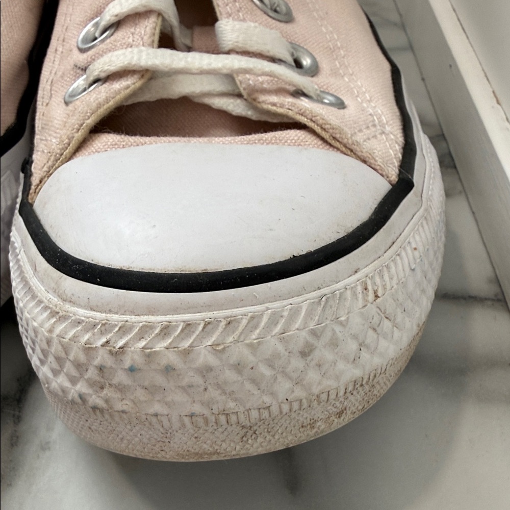 Converse Low Top Sneakers in Pale Pink and White women’s 8 - Picture 8 of 11